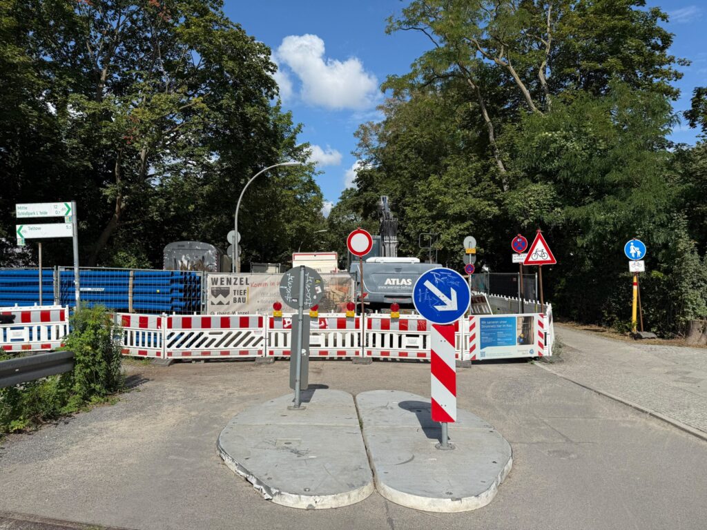 Budowa na zamkniętej ulicy w Berlinie